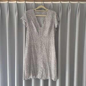 Women’s blue and white floral print Rails button down dress, size medium